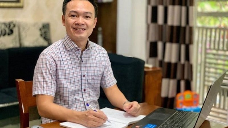 on-thi-toan-thpt-bi-kip-chinh-phuc-diem-9-tu-nguoi-dat-giai-quoc-gia-kienthuctruyen-com-11-1